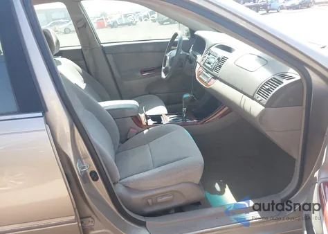 2003 Toyota Camry Xle из США, поврежденный, VIN 4T1BE32K93U240425